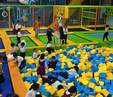 school trip at skyjumper