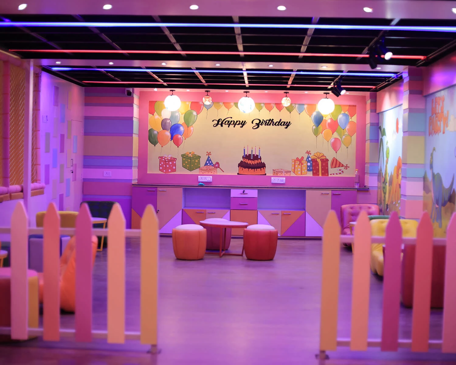 party room at noida go banana