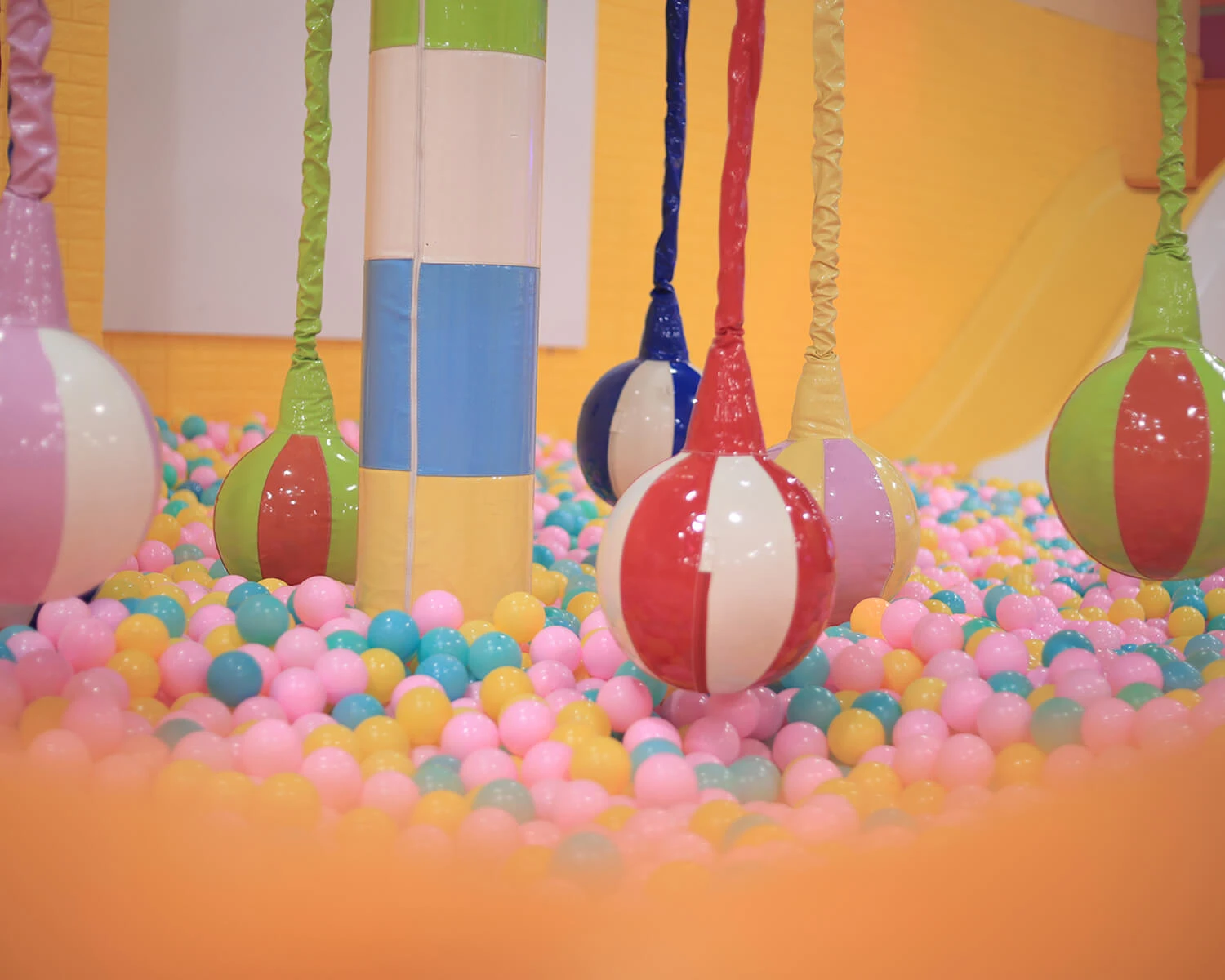 exciting play experience at skyjumper noida go bananas