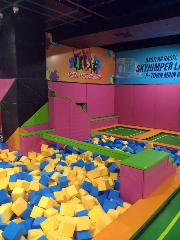 soft play area at pune amanora