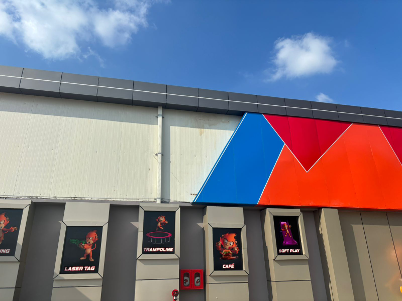 exterior wall design of skyjumper