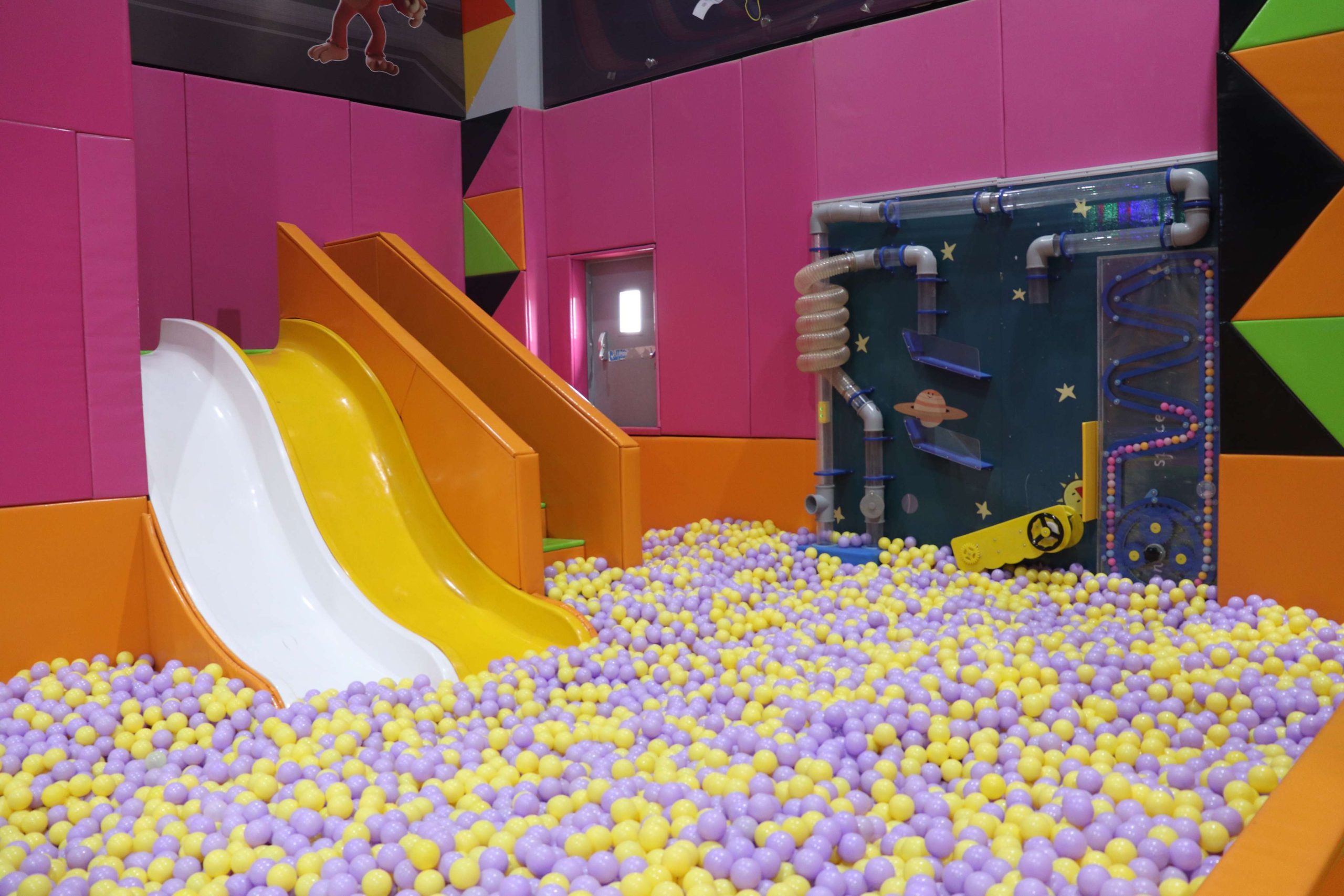 Gallery image from SkyJumper Park